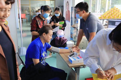 2000余人來(lái)巾幗家政廣場(chǎng) 趕集 ,濰坊首個(gè)家政大集圓滿(mǎn)結(jié)束